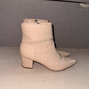 Elegant Beige Heeled Ankle Boots